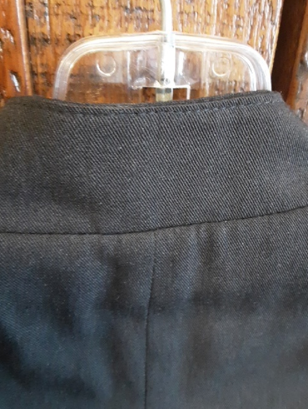 Black Military-Style Sleeveless Jacket - Picture 9 of 10
